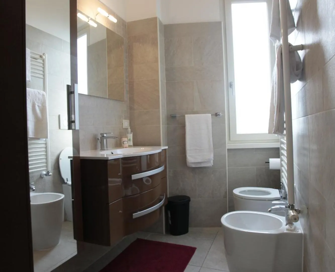 In Punta Di Piedi Apartment Rome