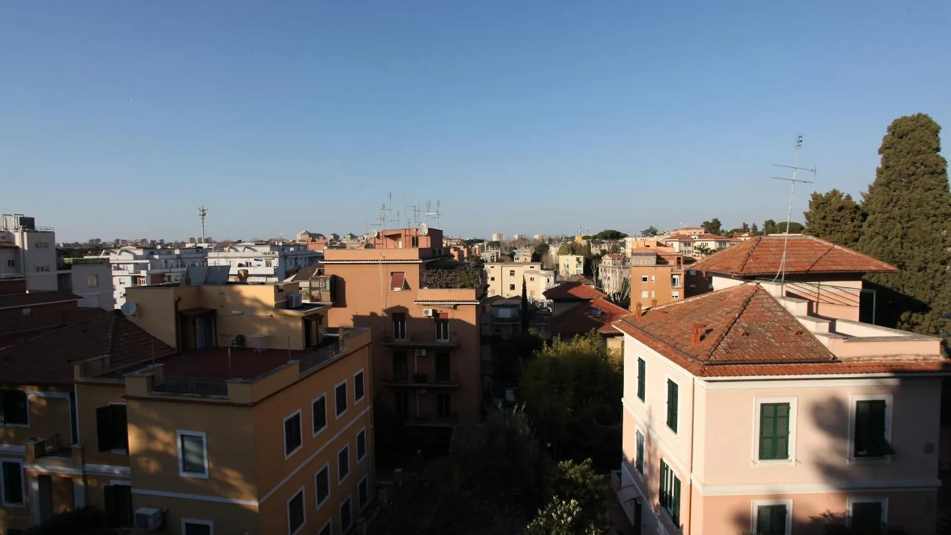 In Punta Di Piedi Apartment Rome